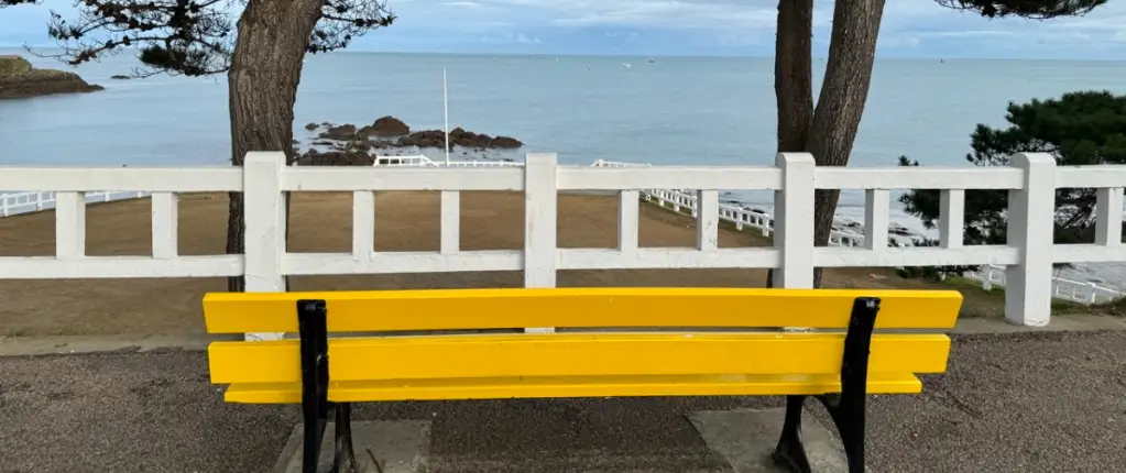 un banc face à la mer - Saint-Quay-Portrieux