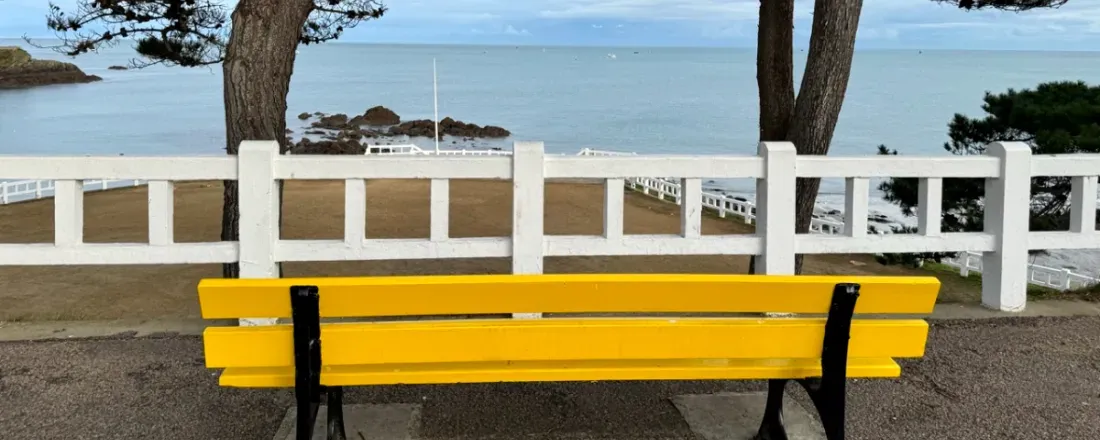 On a bench facing the sea - Saint-Quay-Portrieux
